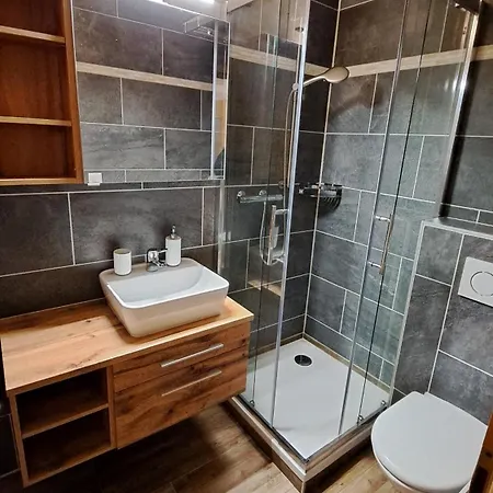 Zum Turm 02 - Renoviert, Traumhafte Aussicht Лойкербад