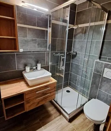 Zum Turm 02 - Renoviert, Traumhafte Aussicht Апартаменты *